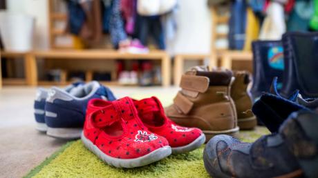 Ein bekannter Schuhhersteller aus Österreich ist in die Insolvenz gerutscht. 