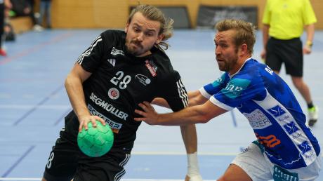 Tobias Fuchs und die handballer des TSV Friedberg wollen näher an die Spitzengruppe heranrücken