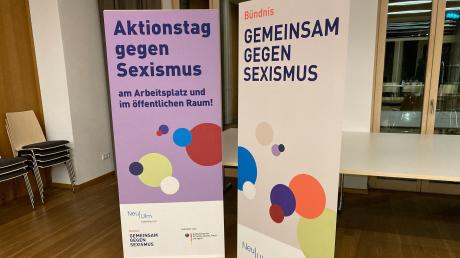 Wie geht man am besten gegen sexuelle Belästigung und Sexismus vor? Das war Thema einer Podiumsdiskussion in Neu-Ulm.