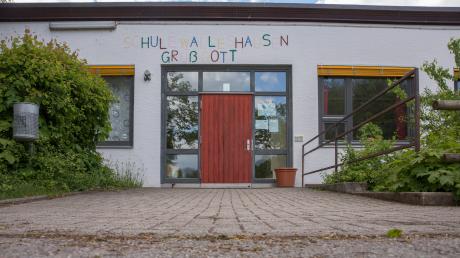 Die Überlegung, die alte Schule in Walleshausen zu einer Kindertagesstätte umzunutzen, wird wohl nicht weiterverfolgt.