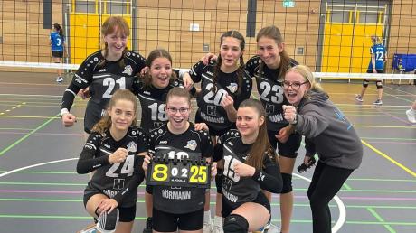 LRV
Trotz vieler Ausfälle konnte die weibliche U18 der Lechrain Volleys zwei von drei Spielen gewinnen.
