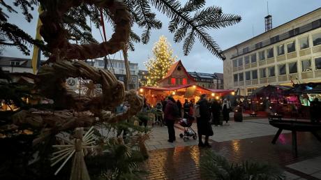 Mittelalterlicher Weihnachtsmarkt in Neu-Ulm Der Mittelalterliche Weihnachtsmarkt in Neu-Ulm ist dieses Jahr bis zum 22. Dezember geöffnet