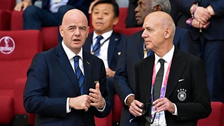 Für Fifa-Präsident Gianni Infantino scheint der Gastgeber der WM 2034 schon festzustehen. DFB-Präsident Bernd Neuendorf will hingegen erst noch abwarten, bis die Bewerbung Saudi-Arabiens eintrifft.
