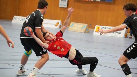 Tim Porterfield fehlt den Aichacher Handballmännern am Sonntag gegen Schlusslicht Bäumenheim. 