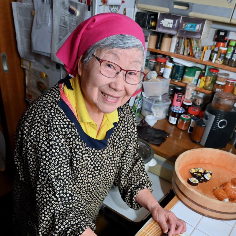 Leitershofen Kochen Leitershofen, Digitalprojekt: Katsuko Yabuki-Schmid aus Japan kocht Sushi