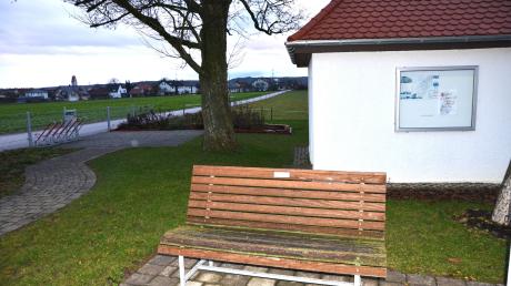 Der komfortable Fahrradrastplatz in Unterroth soll mit einer Reparatursäule noch an Attraktivität gewinnen. 
