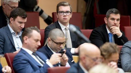 Der AfD-Abgeordnete Daniel Halemba sitzt weiterhin im bayerischen Landtag.