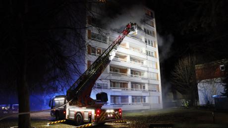 Feuer und extreme Rauchentwicklung in der Rosenstraße in Mindelheim.
