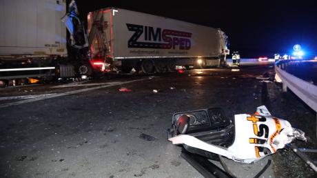 Bei einem schweren Unfall auf der A8 ist am Mittwochabend ein 32-Jähriger gestorben.