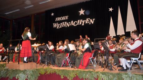 Die Musikgesellschaft Bellenberg vermochte auch dieses Jahr mit ausgesuchten Musikstücken Weihnachtsfreude und Konzertatmosphäre zu vermitteln. 