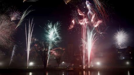 Viele wird es an Silvester an das Donauufer ziehen, um das Feuerwerk zu bestaunen. 
