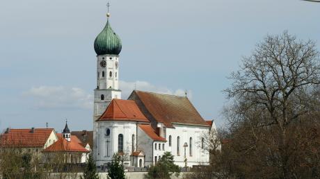 In der Rehlinger Pfarrkirche wird am Samstag das Bruderschaftsfest gefeiert. 