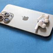 Apple-Nutzer freuen sich bereits auf die neuen Funktionen, die iOS 18 mitbringen soll. Doch welche Smartphones erhalten das Update überhaupt?