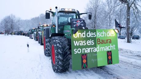 Bundesweit protestieren Bäuerinnen und Bauern gegen geplante Kürzungen bei den Agrarsubventionen. 