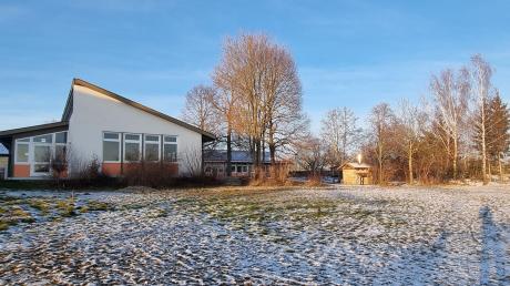 Das nächste Großprojekt nach der Erweiterung des Kinderhauses: Mitte 2024 wird im Bereich der derzeitigen Wiese mit den Arbeiten zum Schulerweiterungsbau der Grundschule von Eurasburg begonnen.
