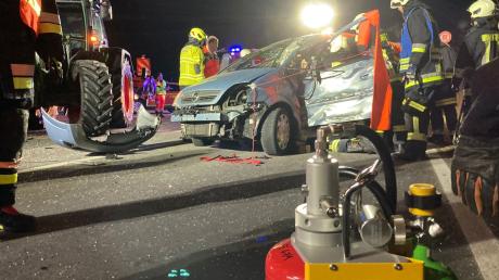 Eine Neuburgerin wurde Freitagabend bei einem Verkehrsunfall zwischen Feldkirchen und Wagenhofen mittelschwer verletzt.