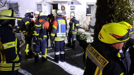 Zahlreiche Feuerwehrleute waren am Wochenende in Obenhausen im Einsatz.