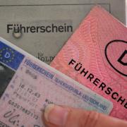 Wer derzeit ein Anliegen rund um den Führerschein hat, muss im Landkreis Neuburg-Schrobenhausen mit zwei Monaten Bearbeitungszeit rechnen.