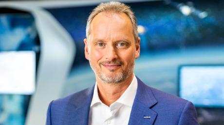 Michael Schöllhorn leitet im europäischen Airbus-Konzern die Verteidigungs- und Raumfahrtsparte. Der Manager stammt aus Bayerisch-Schwaben. 