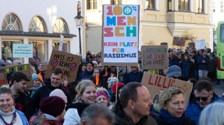 Die Kundgebung gegen Rechtsextremismus in Friedberg war nur der Anfang. Nun ist ein Bündnis für Demokratie im Aufbau. 