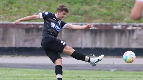 Daniel Ernst schoss gegen die Sportfreunde Dorfmerkingen das 2:1-Siegtor für den TSV Nördlingen.