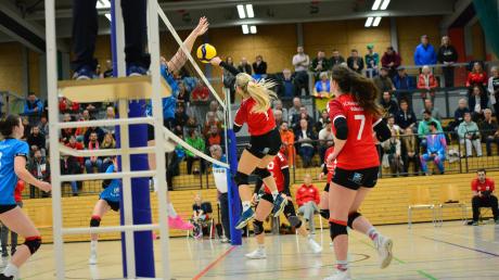 Einen Sieg und eine Niederlage gab es am Wochenende für die Volleyballerinnen des FC Kleinaitingen.