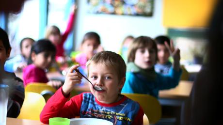 Die Ganztagsschule kostet Altenmünster fast 11.000 Euro mehr pro Schuljahr.