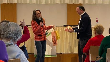 Marion Kösel bedankte sich bei Pfarrer Reinfried Rimmel und allen Teilnehmenden für den schönen Einkehrtag in Dinkelscherben.