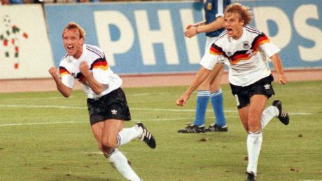 Ein Moment für die Ewigkeit: Andreas Brehme bejubelt sein Tor im WM-Finale 1990 gegen Argentinien - im legendären Adidas-Trikot.