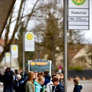 Das Chaos im Schülerverkehr des Landkreises Neu-Ulm wird jetzt aufgearbeitet. Doch nicht alle Probleme können schnell gelöst werden. 
