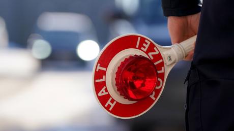 Die Polizei stoppte in Augsburg einen Radfahrer mit 1,9 Promille. 