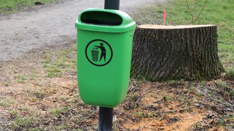 Mülleimer haben in Bellenberg zu qualmen begonnen.