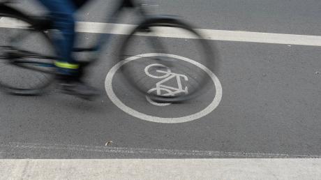 In Krumbach muss mehr getan werden, als Fahrradwege zu markieren.
