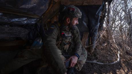 Seit zwei Jahren schon kämpfen die ukrainischen Soldaten gegen den Angreifer Russland. 