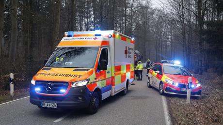 Ein schwerer Unfall hat sich am Donnerstagfrüh zwischen Tussenhausen und Ettringen ereignet. 