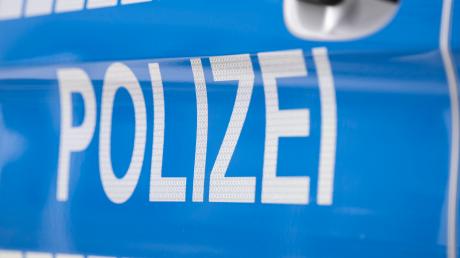 Die Polizei hatte es mit einem Diebstahl in einer Donauwörther Einkaufsmeile zu tun. Eine Frau wurde Opfer eines Unbekannten.