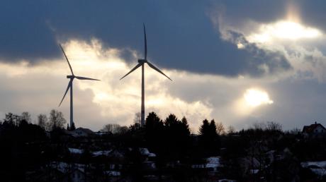 Die Windkraftanlage im Denklinger Ortsteil Menhofen, war die Erste im Landkreis Landsberg.