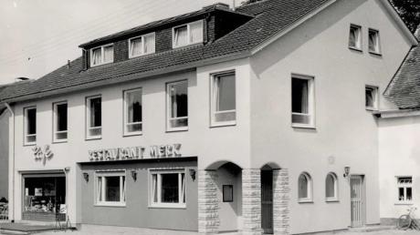 Am 1. Mai 1959 wurde im neu gebauten Haus das Café-Restaurant Merk eröffnet. 