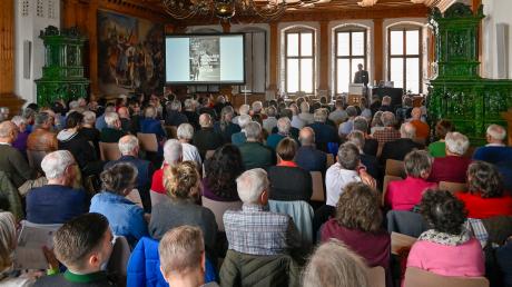 Die Tagung zu Hitler im Historischen Rathaus in Landsberg war an beiden Tagen ausgebucht.
