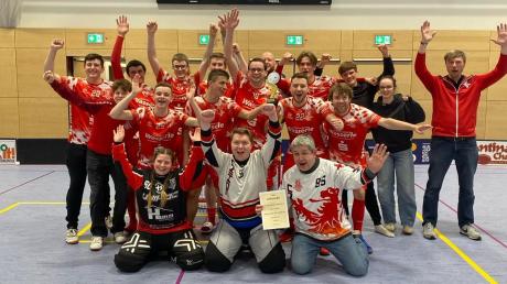 Die Floorballer der Red Hocks Kaufering II sind souverän Regionalligameister geworden.
