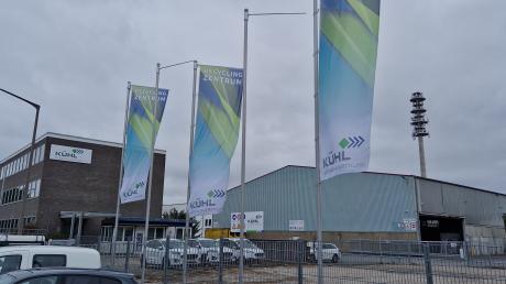 Das Entsorgungs- und Recycling-Unternehmen Kühl aus Diedorf hat einen ehemaligen Veolia-Standort in Nürnberg übernommen.