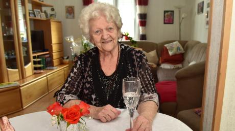 Die Karlshulderin Anna Allar feierte ihren 90. Geburtstag und freute sich über viele Besucher.