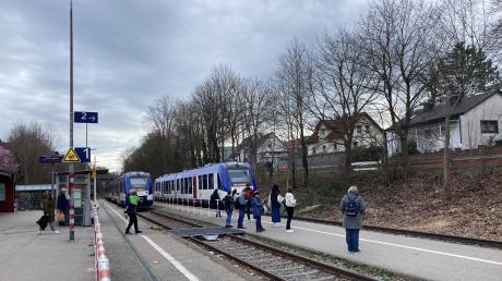 Der Friedberger Bahnhof wird barrierefrei ausgebaut. Die eigentlichen Arbeiten sollen nur wenige Monate dauern.
