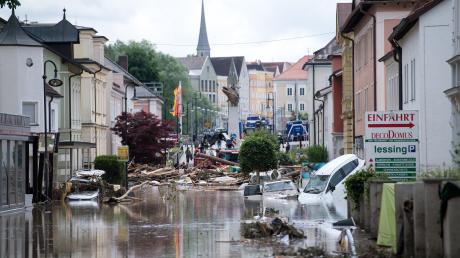 Bild der Zerstörung: der Stadtplatz von Simbach am Inn am 2. Juni 2016. 
