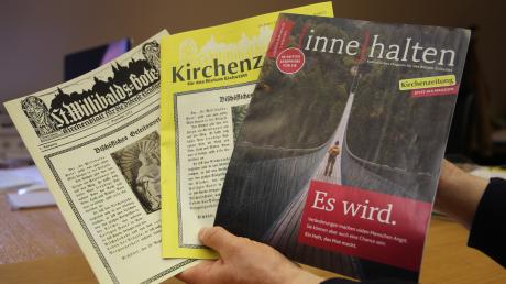 Die 90-jährige Geschichte geht weiter: Die erste und die aktuelle Ausgabe der Kirchenzeitung sowie das neue Magazin „[inne]halten“.