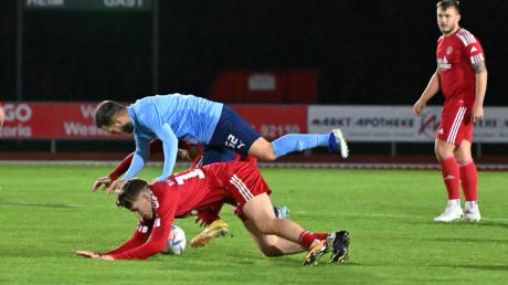 SV Mering - SpVgg Kaufbeuren SV Mering - SpVgg Kaufbeuren  (rot-blau)
rot Jonas Niemi