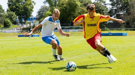 Der Bezirk Schwaben ist Jahr für Jahr mit einer Fußball-Mannschaft beim Turnier "Vier Regionen für Europa" vertreten.