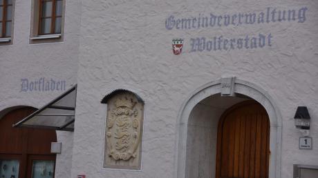 Die Gemeindekanzlei und der Dorfladen werden an das Wärmenetz in Wolferstadt angeschlossen.