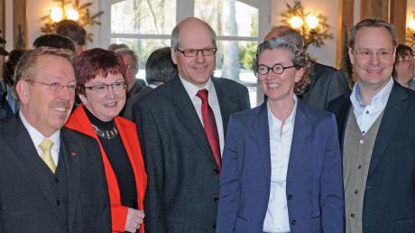 Politiker unter sich: Dieses Foto aus dem Jahr 2015 zeigt Herbert Richter (Mitte) mit (von links) Karl-Heinz Brunner, Sabine Krätschmer, Antje Esser, Landrat Thorsten Freudenberger.