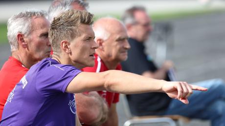 Schwabens Spielertrainer Matthias Ostrzolek trifft mit seinem Team am Samstag auf den TSV 1860 München II. 